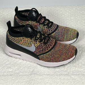 Women’s Nike Air Max Thea Ultra Flyknit sneakers. Size 8.5, Multicolor.